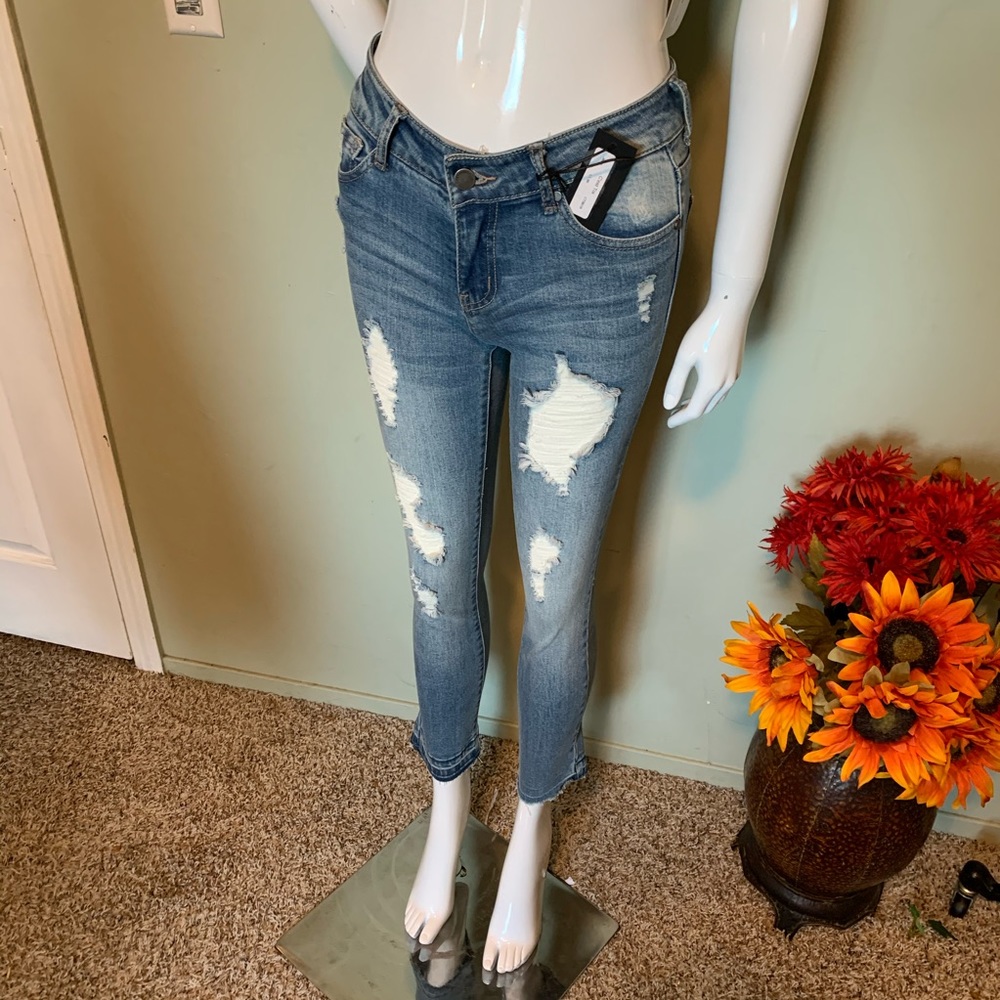 Low rise boyfriend jeans